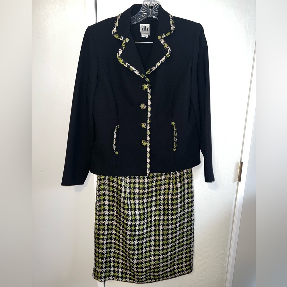 DB Collection Black Green and White Houndstooth Skirt Suit Set Size 8